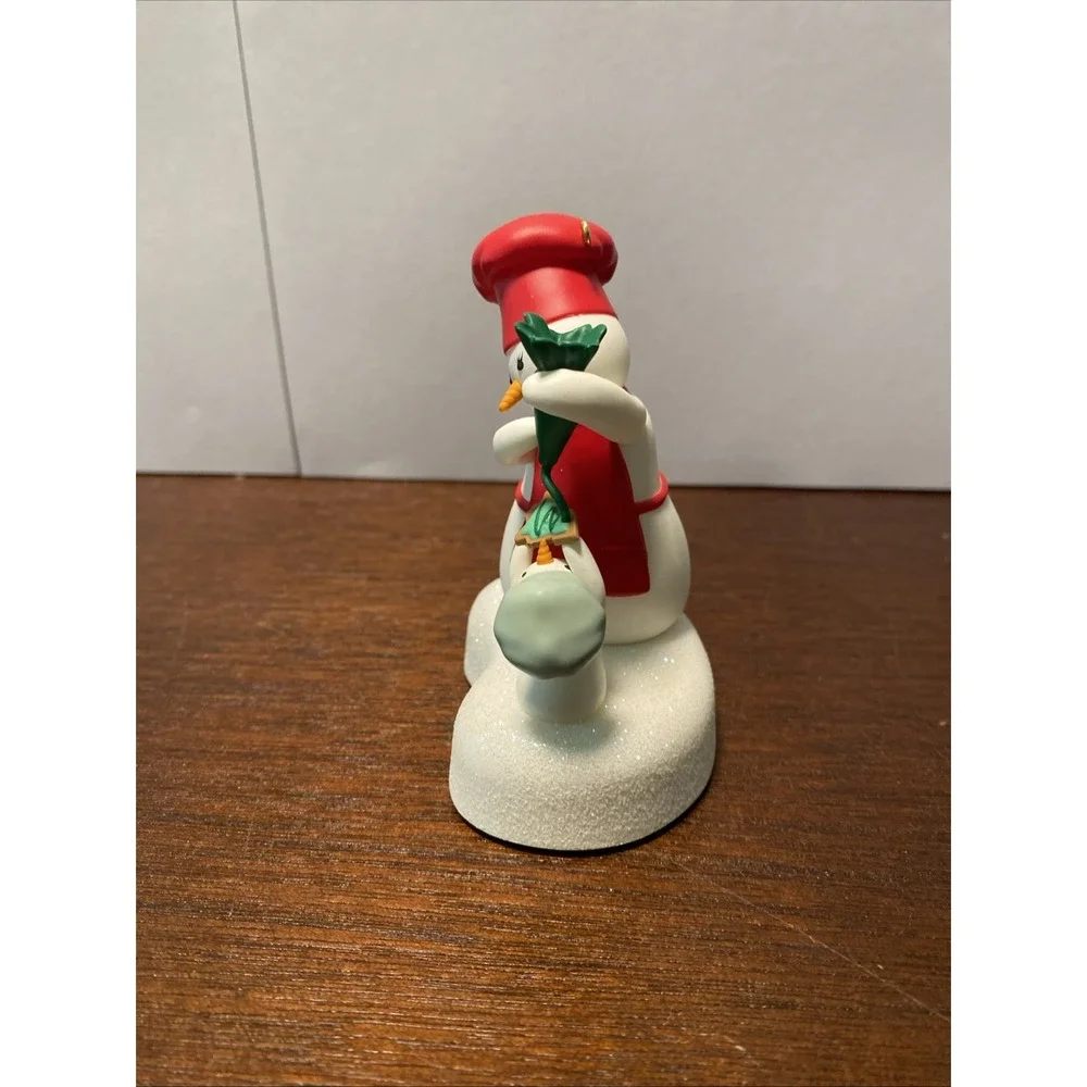 Hallmark 2022 Wait for Cookies Keepsake Ornament Without Box‎ Used tested